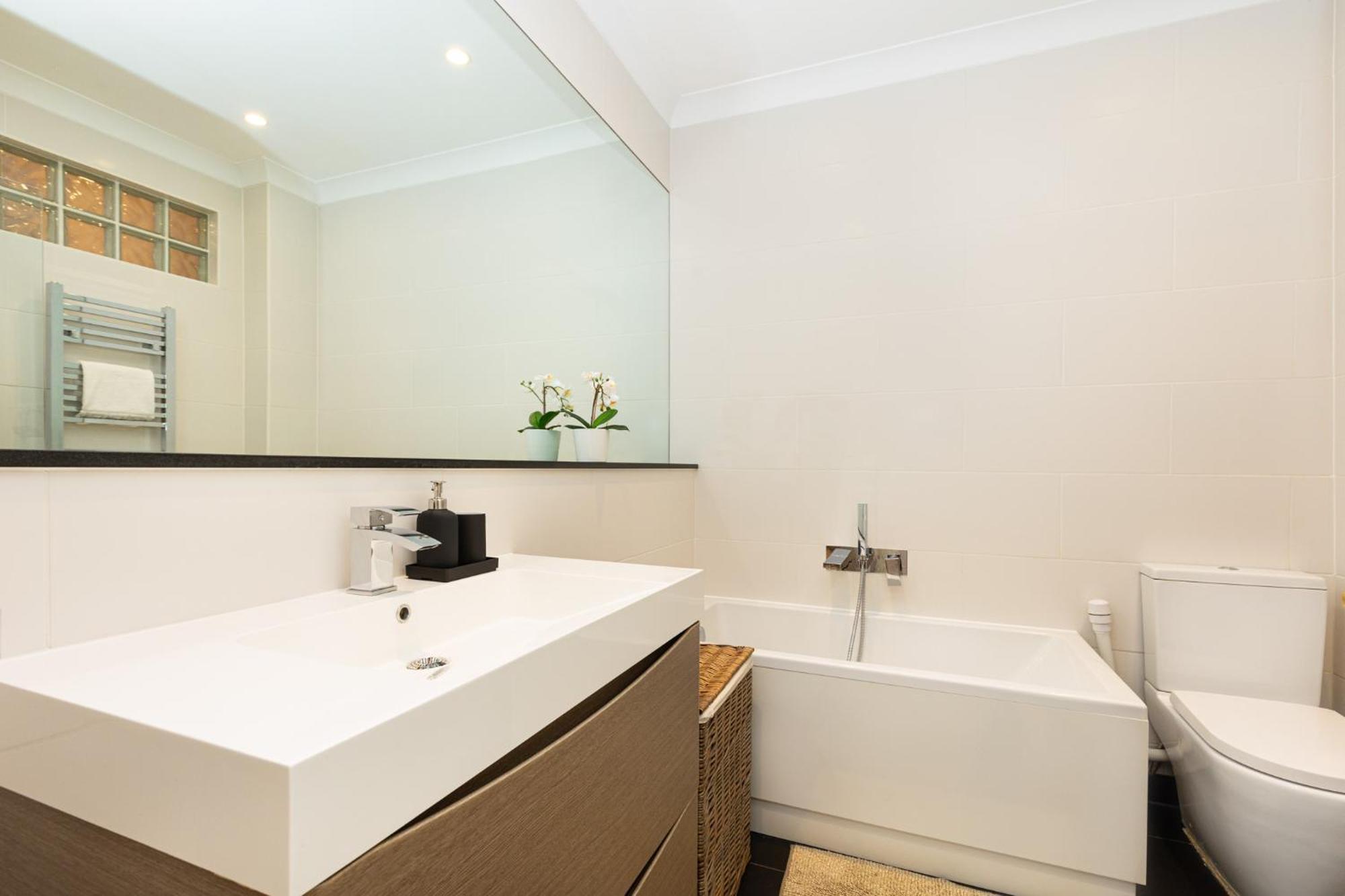 Bright & Charming 2br Flat Wbalcony In Maida Vale Apartament *