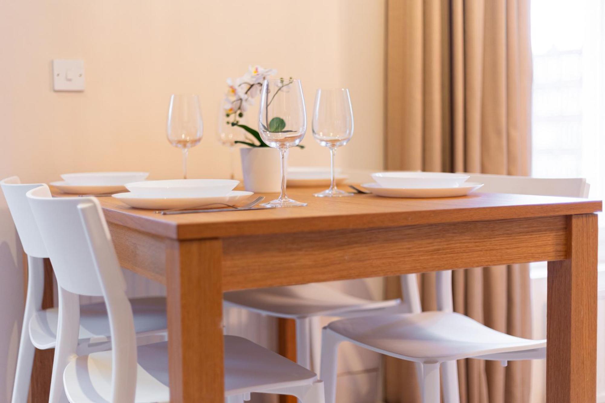 Bright & Charming 2br Flat Wbalcony In Maida Vale Apartament Londra